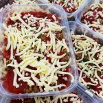 #01 Macarrão integral com molho a bolonhesa e queijo